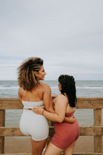 Load image into Gallery viewer, Outline Short