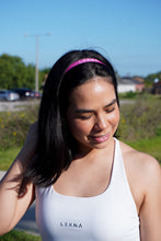 Load image into Gallery viewer, Sleek Headband
