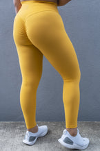 Load image into Gallery viewer, Deep V Scrunch Legging-Yellow
